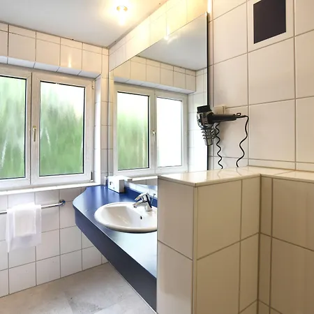 Roemerhof 3*
