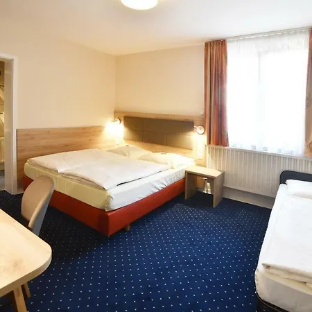 Roemerhof 3* Stuttgart