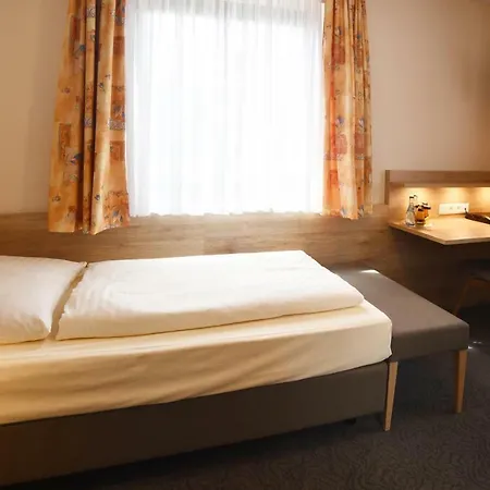 Roemerhof 3* Stuttgart